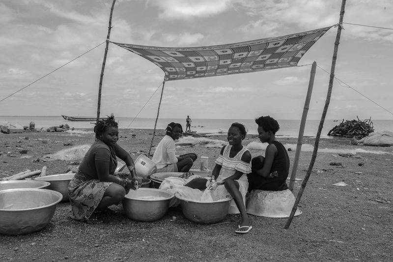 © Ofoe Amegavie - Image from the Between Sand And Water photography project