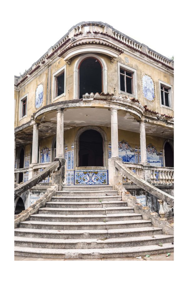 © Amilton Neves Cuna - Image from the Vila Algarve photography project