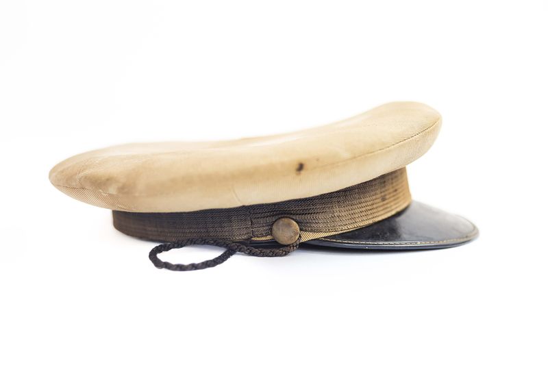 © Amilton Neves Cuna - A standard issue PIDE hat, now housed at the Museum of the Revolution in Maputo