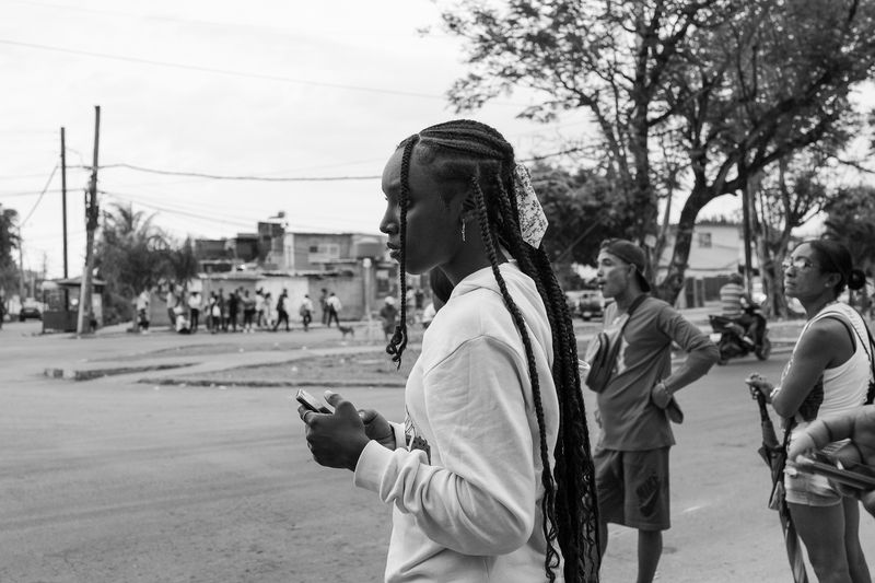 © Valentine Ollawa - Waiting hours for a (phantom) bus