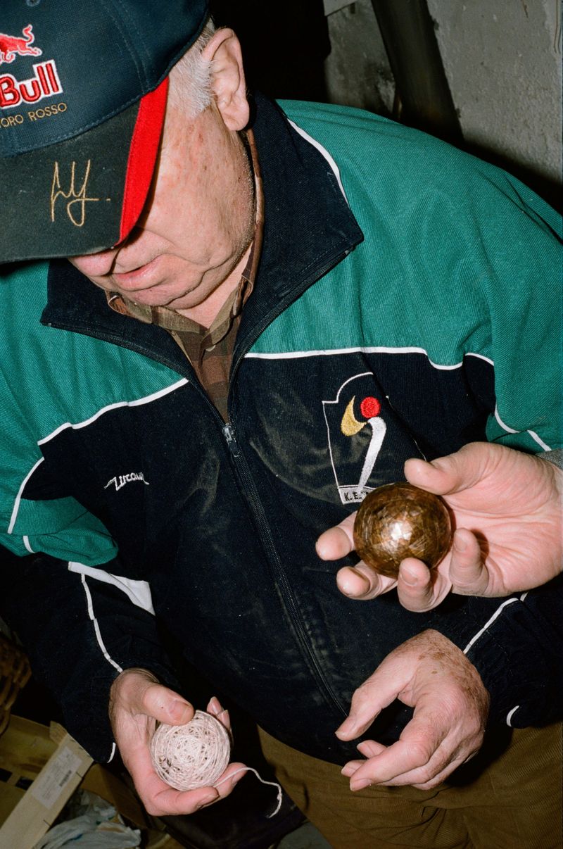 © Yeray Sabandar - Image from the Gomuta photography project