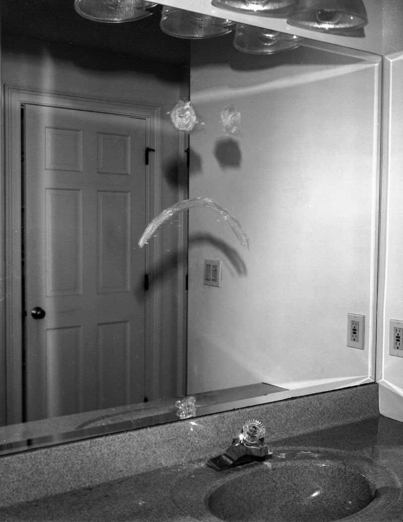 © Andrew D. McClees - Image from the AVALANCHE photography project