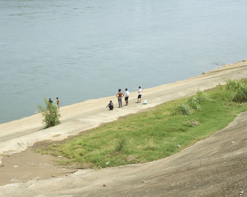 © YANG YANG - The clear and broad Xijiang River.