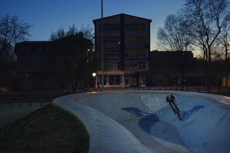 © Kyrre Lien - The curfew begins at 11 in the evening and lasts throughout the night, with the army strictly enforces the new law.