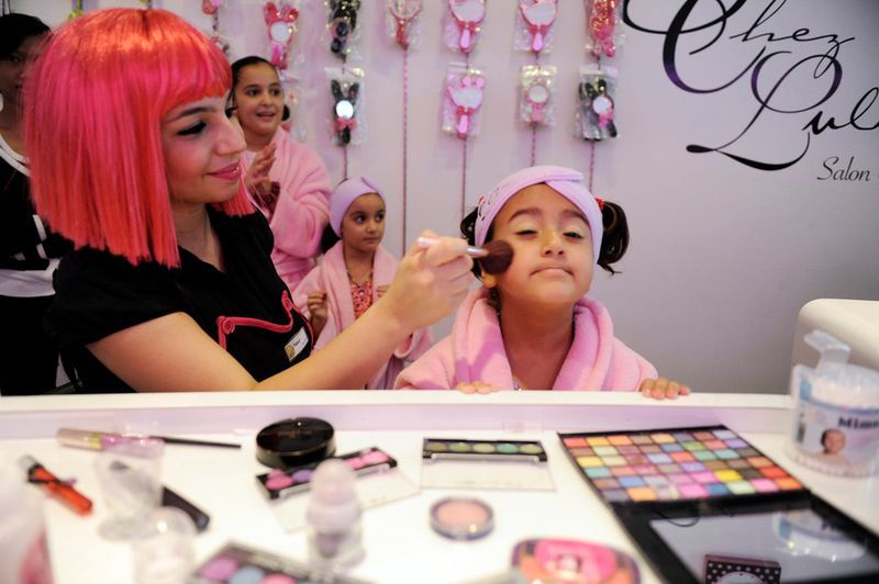 © Natalie Naccache - Image from the Kteer Jeune (Very Young)  photography project