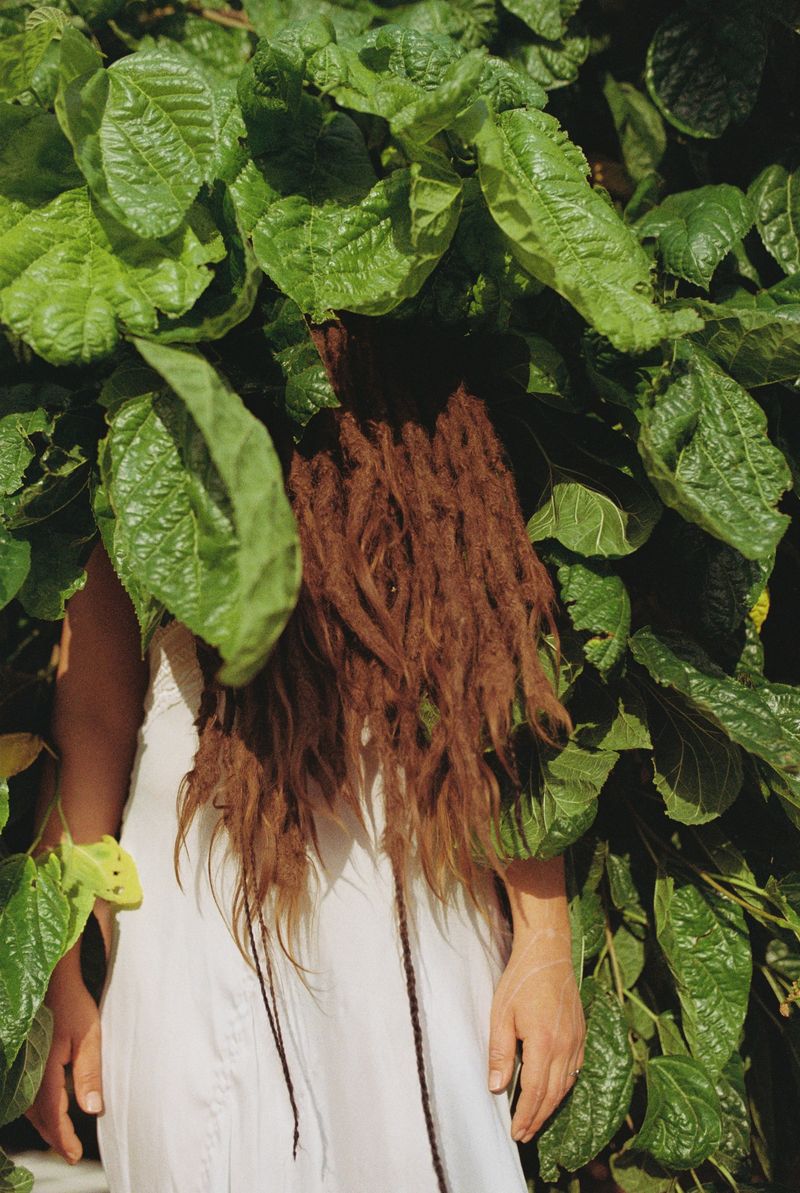 © Alina Usurelu - self portrait - preparing to die in different landscapes - before the durational performance