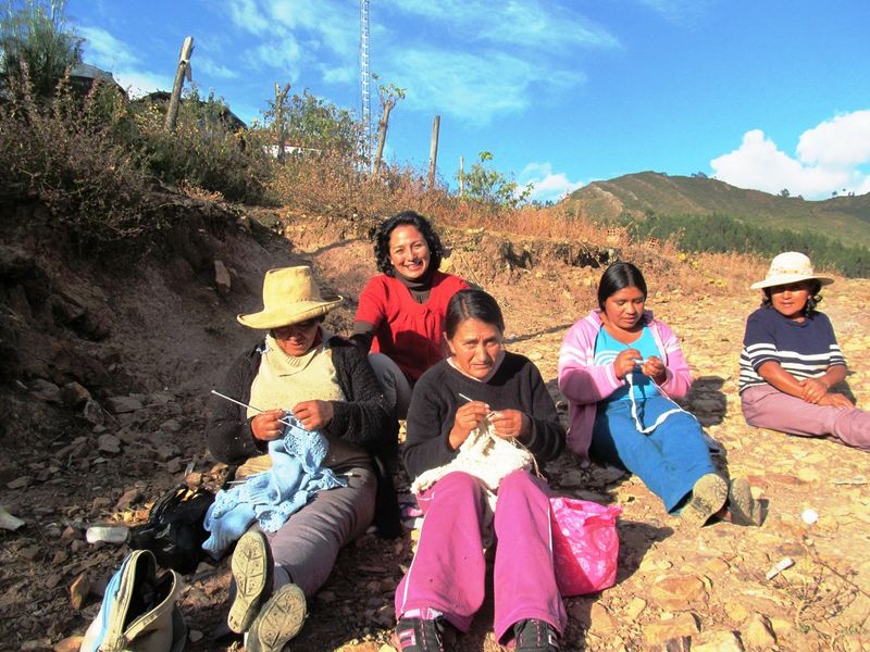 © Karina Orbegozo Lavado - tejiendo el futuro