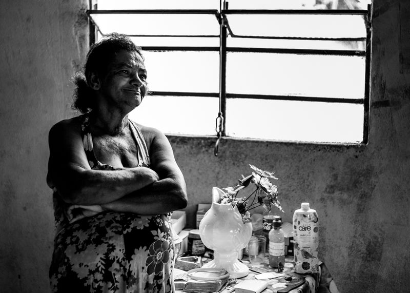 © Thais FES - Image from the "Grande Vizinho Pequeno" photography project