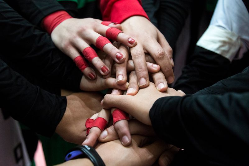 © Azadeh Besharati - everything is ready to win!!