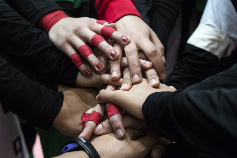 © Azadeh Besharati - everything is ready to win!!