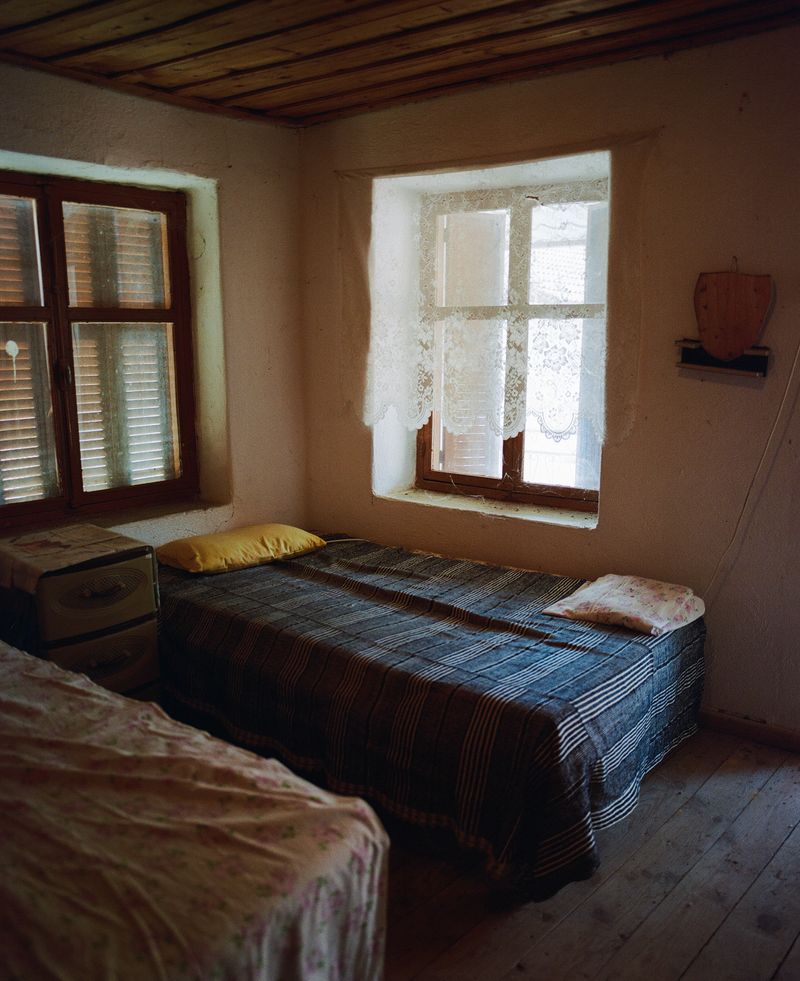 © demi kromidellis - Image from the I'm Trying to Feel What Once Was photography project