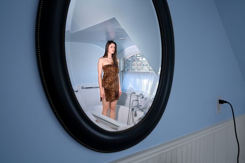 © Maria  Gawryluk  - Image from the Unseen Performances photography project