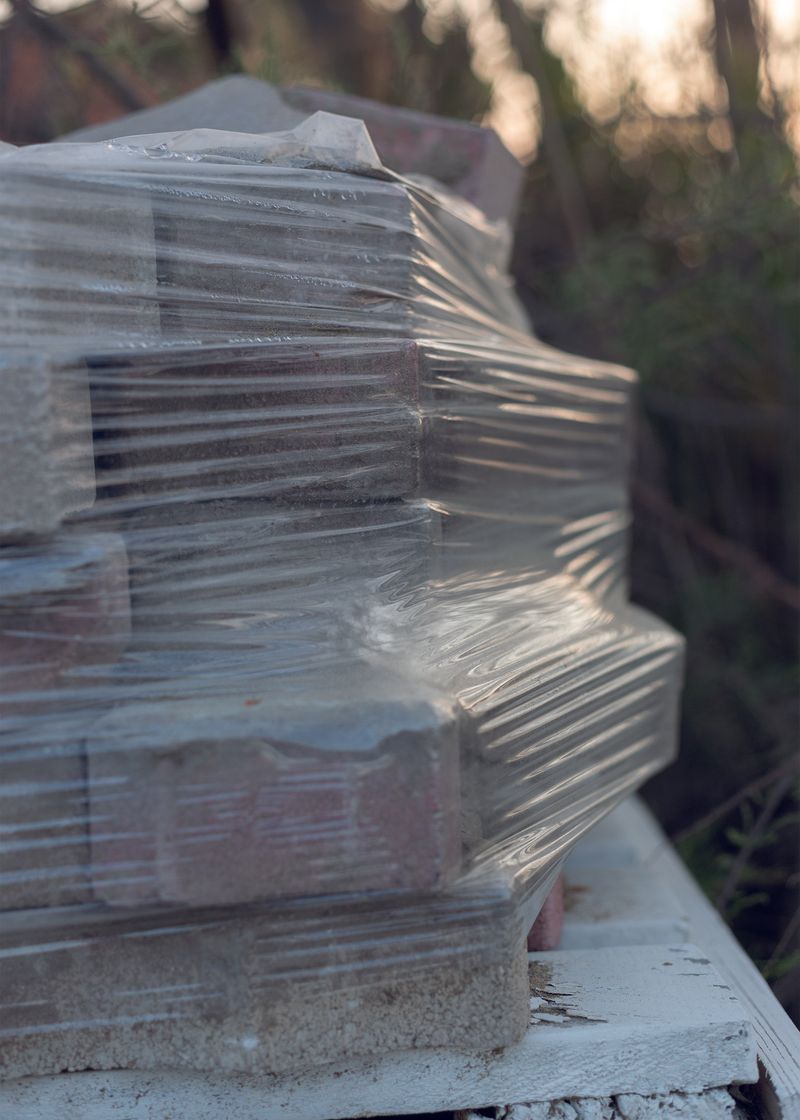 © Federica Mambrini - Image from the How to build a cards castle photography project