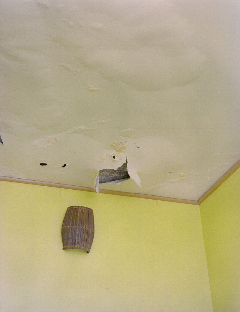 © Federica Mambrini - Image from the L'albergo della lontananza / Far far stay photography project