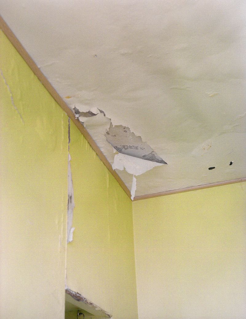 © Federica Mambrini - Image from the L'albergo della lontananza / Far far stay photography project