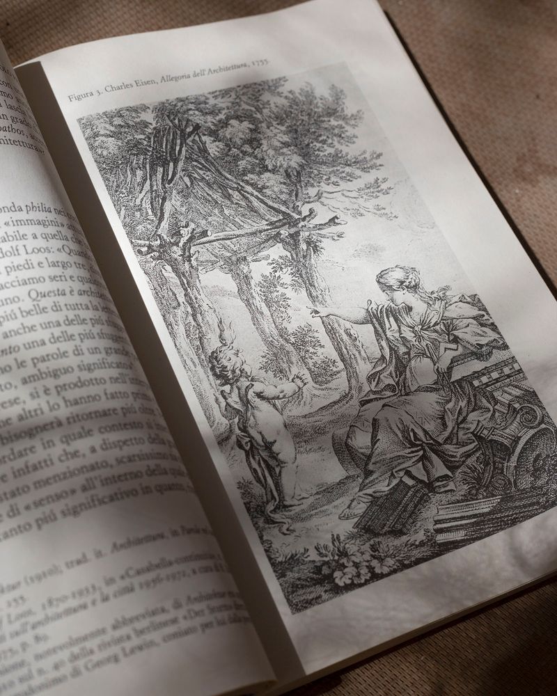 © Federica Mambrini - Image from the L'albergo della lontananza / Far far stay photography project