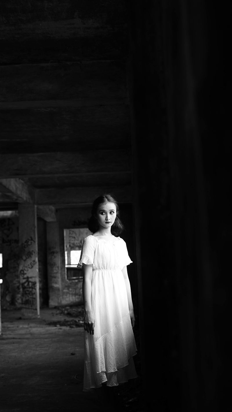 BLACK AND WHITE Photo Exhibit