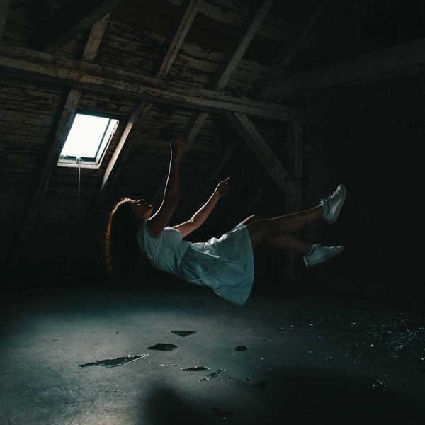 SQUARE - GROUP PHOTO EXHIBIT