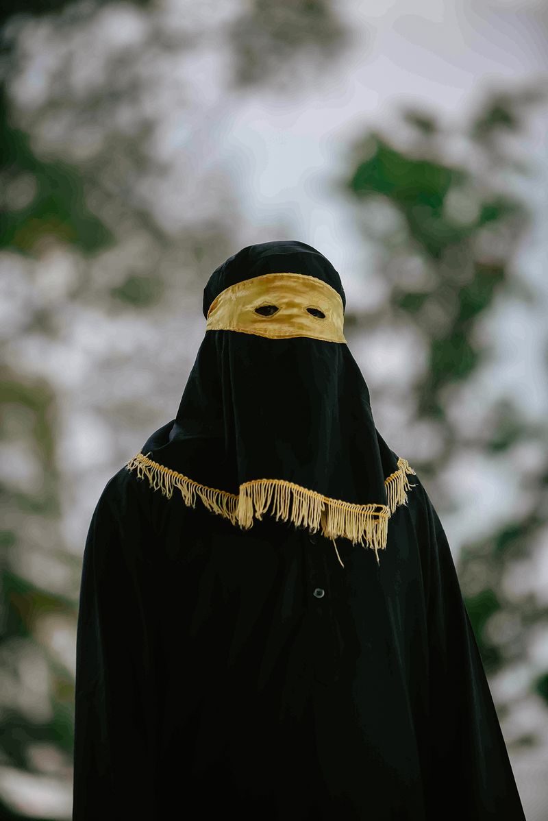 © Riska Munawarah - Image from the This Is Us (?) photography project