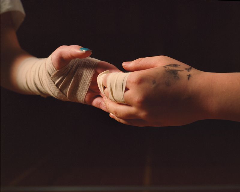 © Sofia Runarsdotter - Image from the Girl, Battle photography project