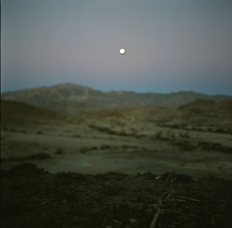 © Angélica Escoto - Image from the "They go stranded" photography project