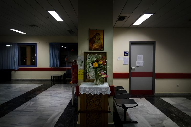© Savvas Kois - Image from the Shhhhh... please be quiet!!! photography project