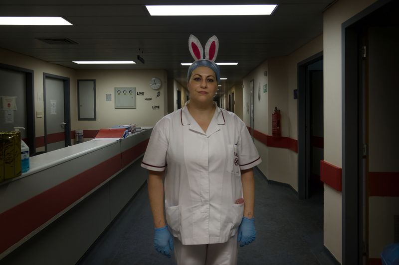 © Savvas Kois - Waitress of hospital food