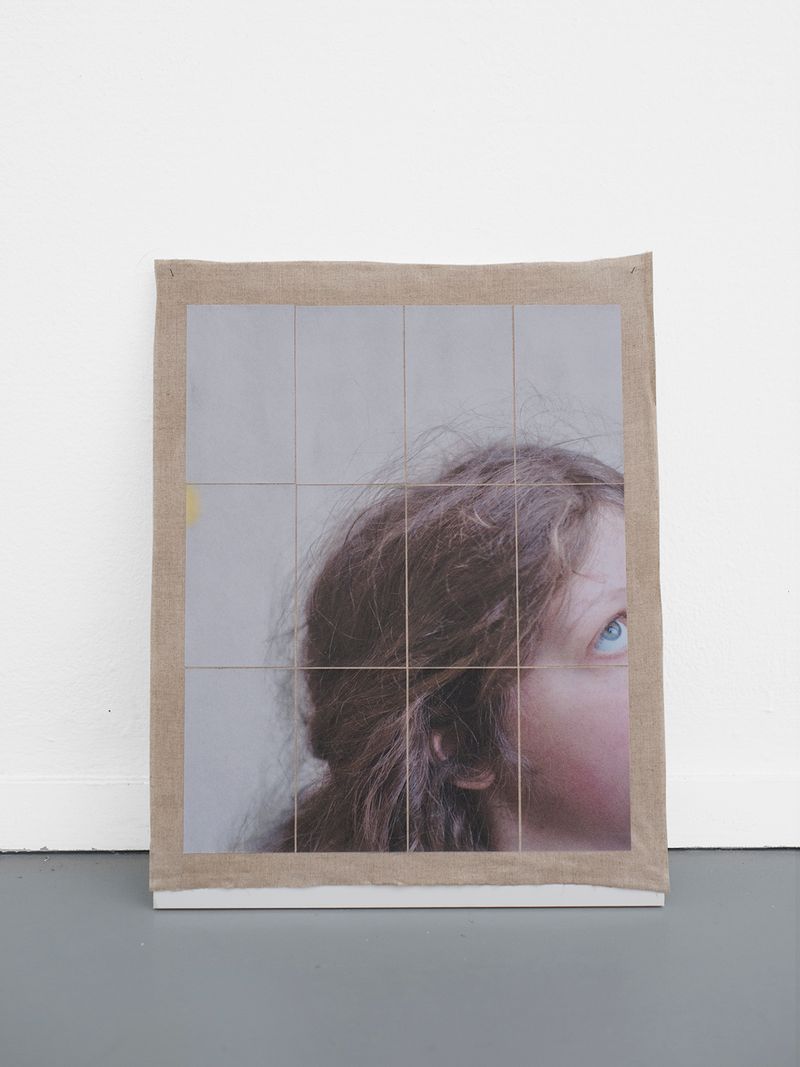 © Esther Hovers - Structures, Nele, 2019 58 x 46 cm / 22.8 x 18.1 in. Inkjet prints on Tosa Shi – 54 gsm, fixed on linen.