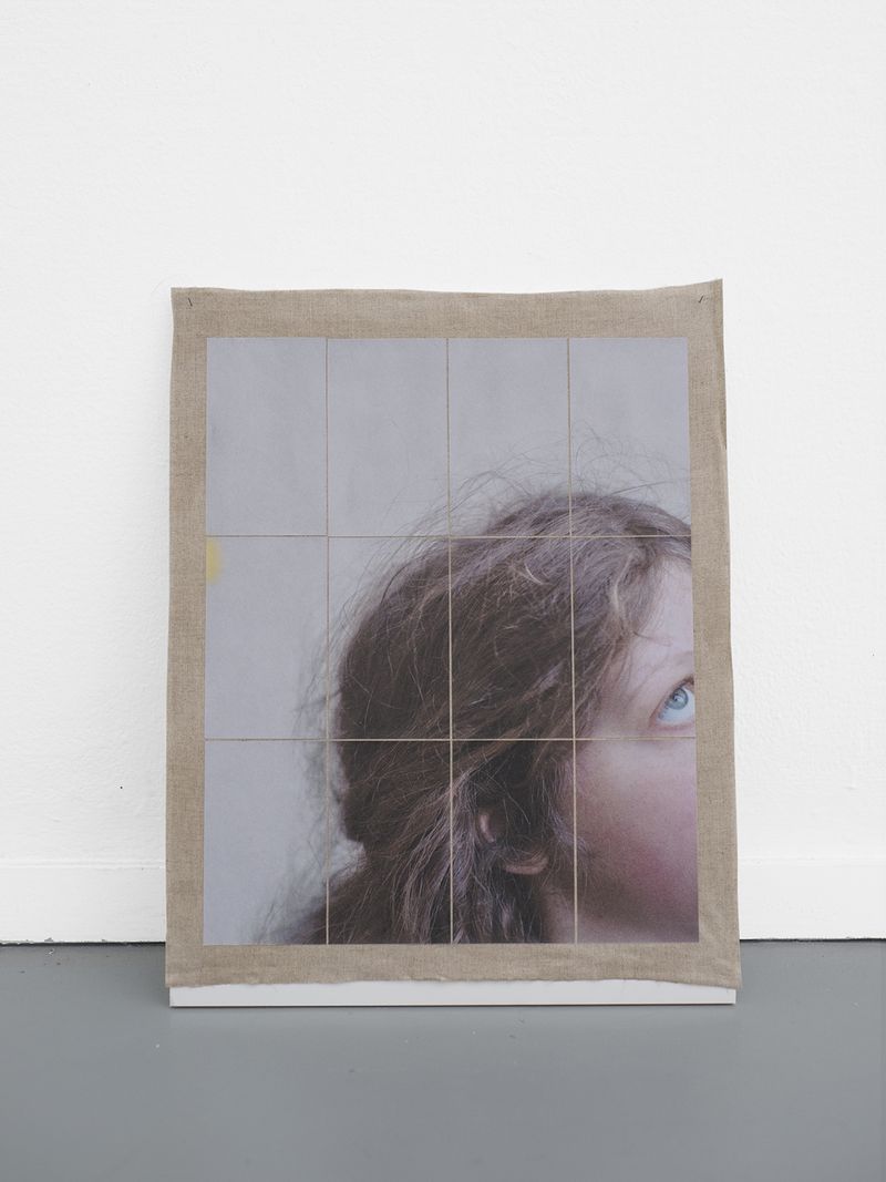 © Esther Hovers - Structures, Nele, 2019 58 x 46 cm / 22.8 x 18.1 in. Inkjet prints on Tosa Shi – 54 gsm, fixed on linen.
