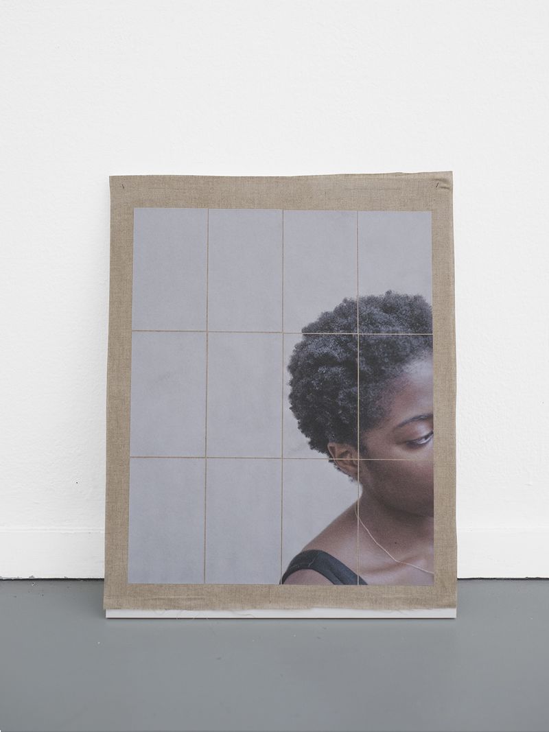 © Esther Hovers - Structures, Gaëlle, 2019 58 x 46 cm / 22.8 x 18.1 in. Inkjet prints on Tosa Shi – 54 gsm, fixed on linen.