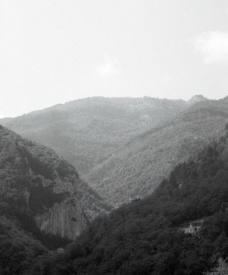 © Veronica Viacava - Image from the How to do nothing photography project