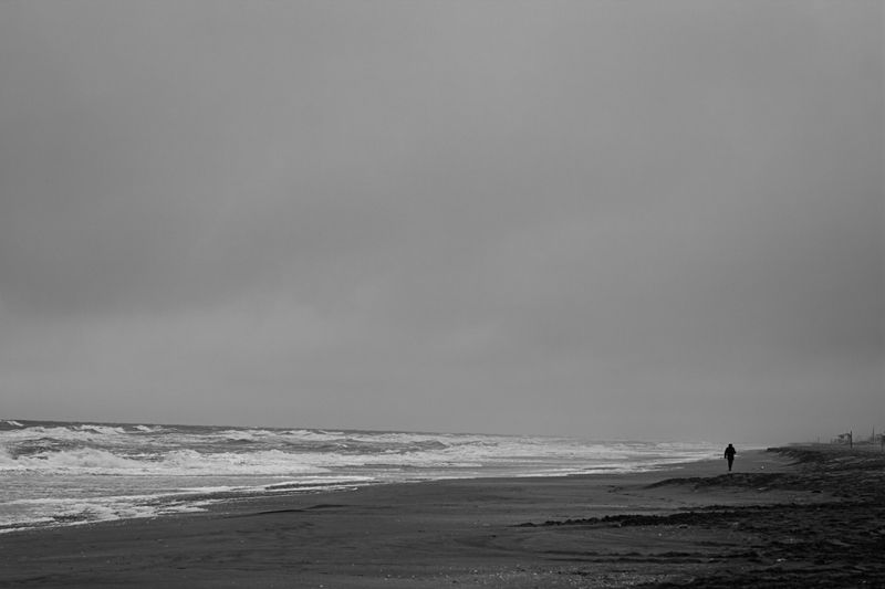 © Javier Gogna - THRESHOLD The sea goes on, the figure disappears.