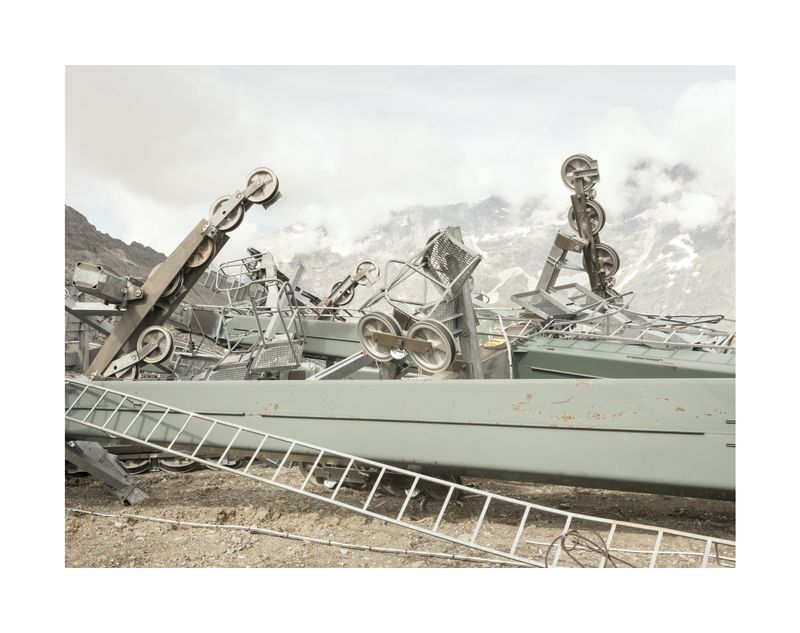 © Filippo Poli - Alps archeology, pylon before being removed