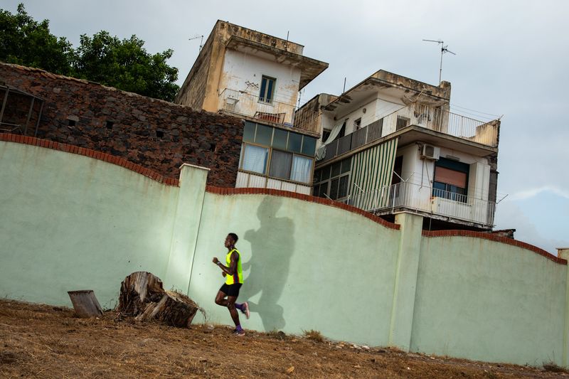 © Sebastian Sele - Image from the Death at Sea photography project