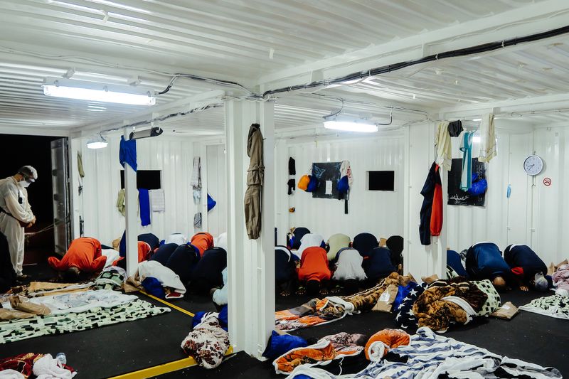 © Sebastian Sele - Image from the Death at Sea photography project