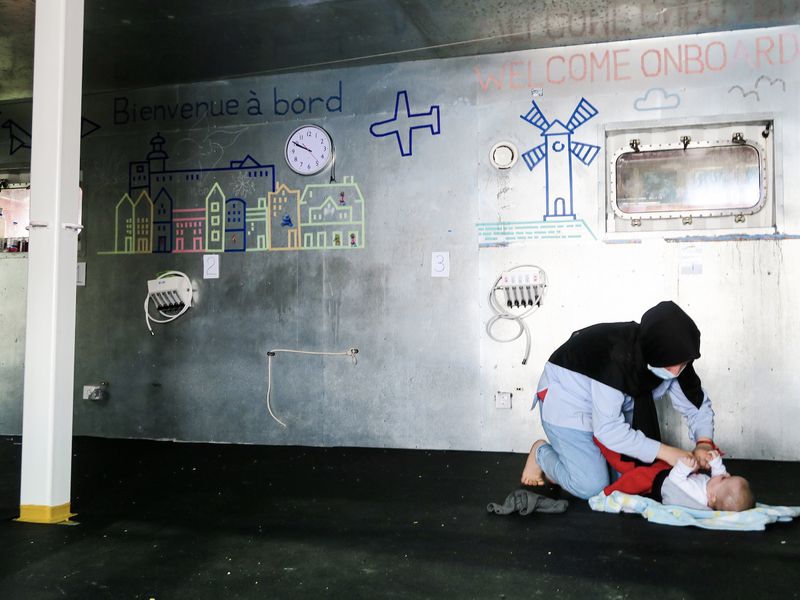 © Sebastian Sele - Image from the Death at Sea photography project