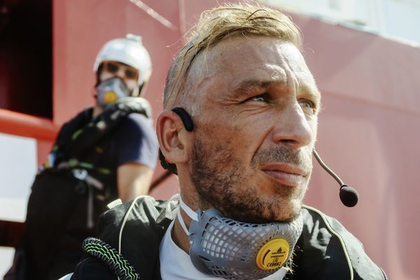 © Sebastian Sele - Image from the Death at Sea photography project