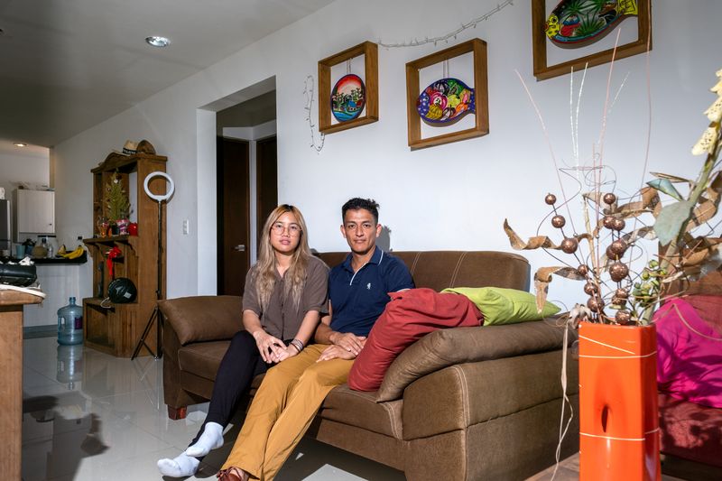 © Natcha Wongchanglaw - Image from the Couchsurfing Chronicles: International Hosts photography project