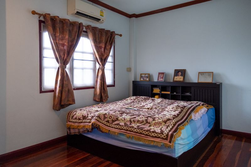 © Natcha Wongchanglaw - Image from the His Invisible Presence photography project