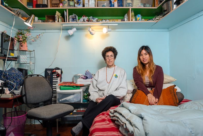 © Natcha Wongchanglaw - Image from the Couchsurfing Hosts photography project