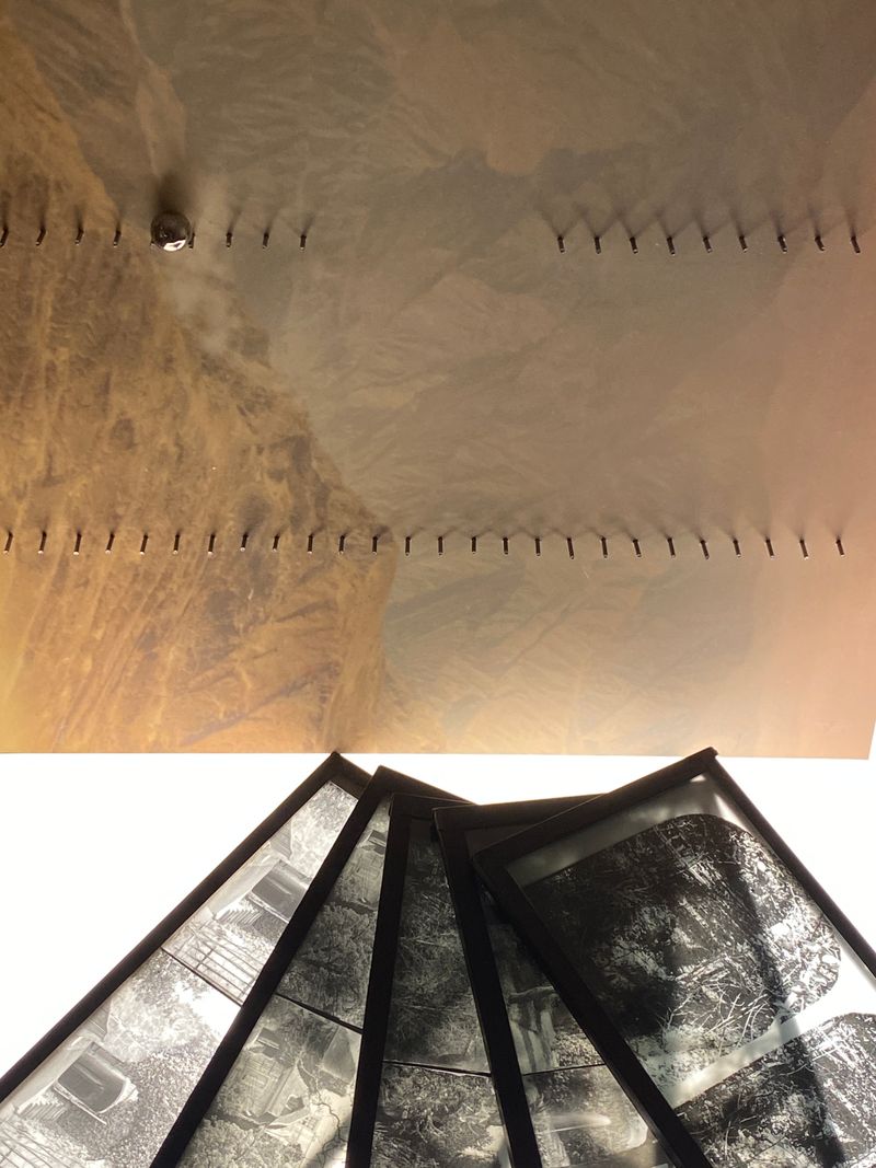 © Charalambos Artemis - Image from the Point De Fuite (Vanishing Point) photography project