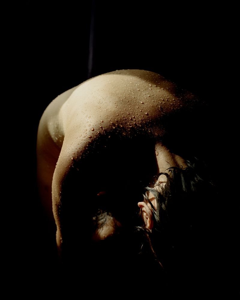 © Teva Cosic - Image from the The Birdsong is Deafening photography project