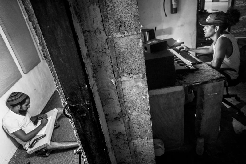 © Oscar B.  Castillo - Image from the Under our control photography project