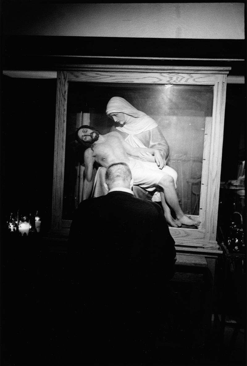 © Jason Houge - A man prays at the chapel where the Virgin Mary appeared in 1859. Champion, WI 2016