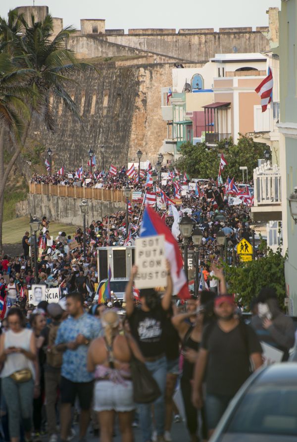 © Sally Rodriguez - Somos más y no tenemos MIEDO.