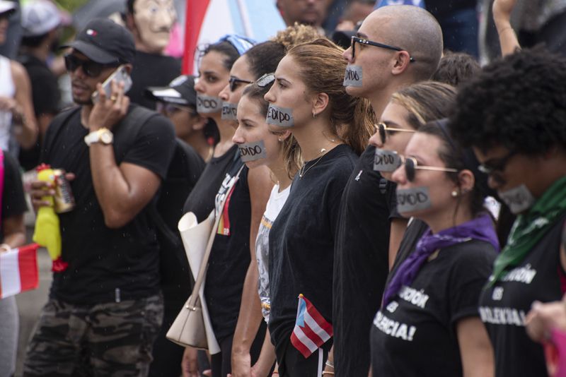 © Sally Rodriguez - Stop