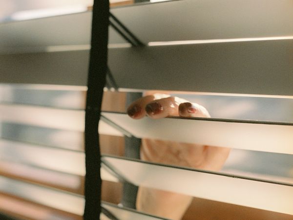 © Lara Kalecik - Image from the We Once Knew How to Hold photography project