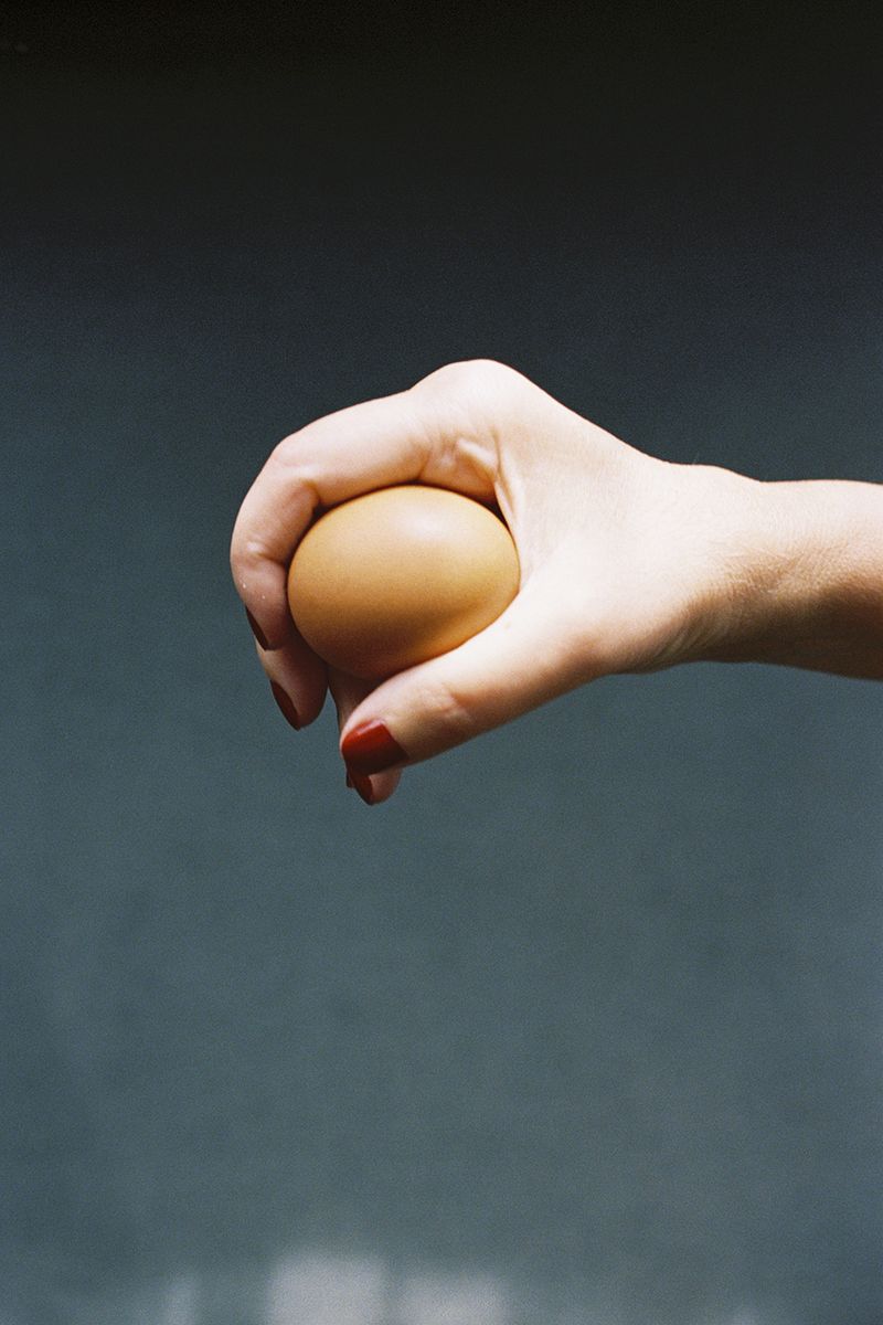 © Lara Kalecik - Image from the We Once Knew How to Hold photography project