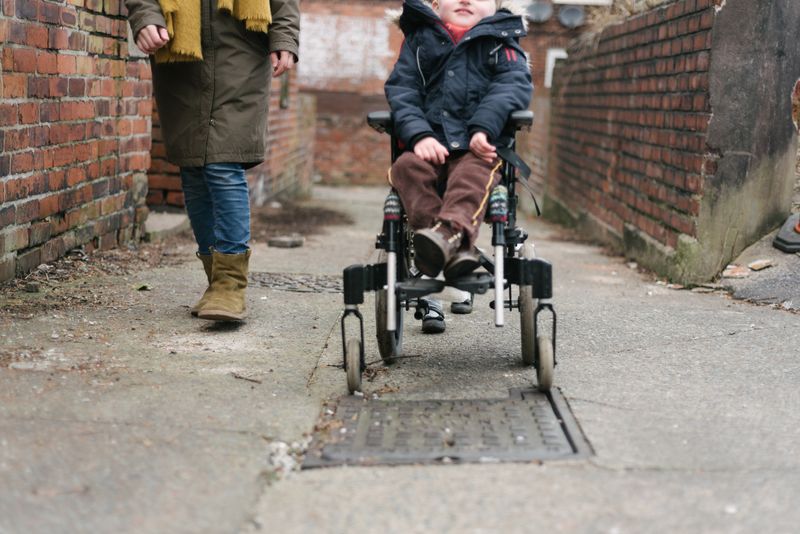© Hannah Beatrice Owens - Image from the An Angel's Life photography project