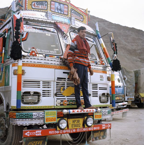 © Xiaoxiao Xu - Image from the Good Luck Blow Horn photography project